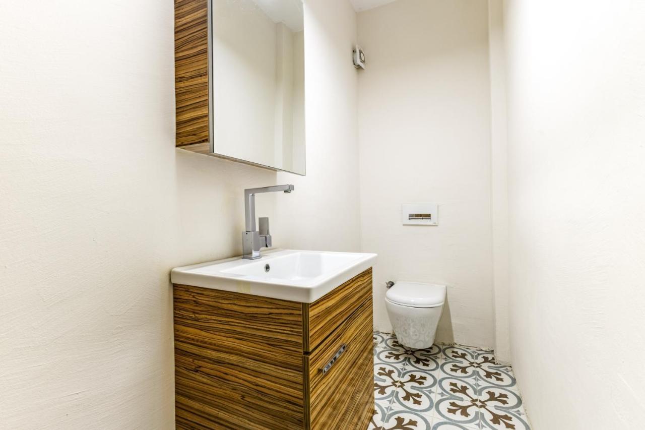 Daire Flat W Balcony 1 Min To Bagdat Avenue In Kadikoy İstanbul